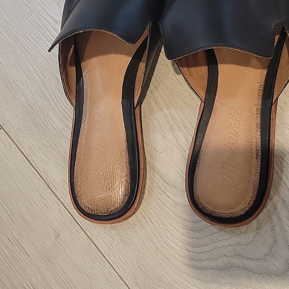 Madewell Leather Loafers - Picture 2 of 6